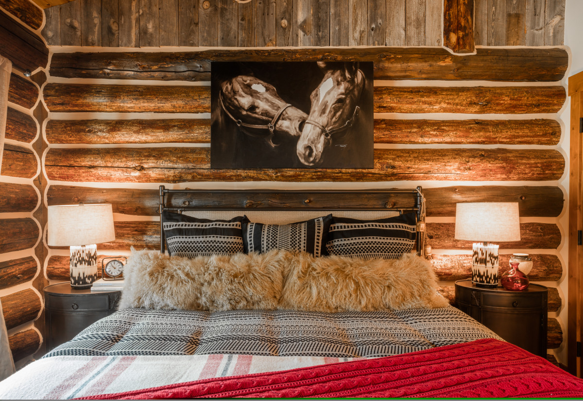 Magee_Cabin_Interior_Mellon_Master